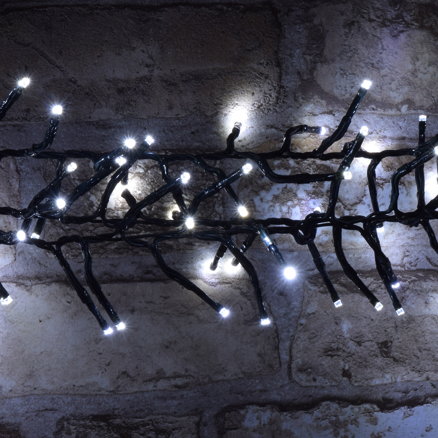 Multi-sequence 960 LED Cluster Lights with Timer Cool White - Image 2