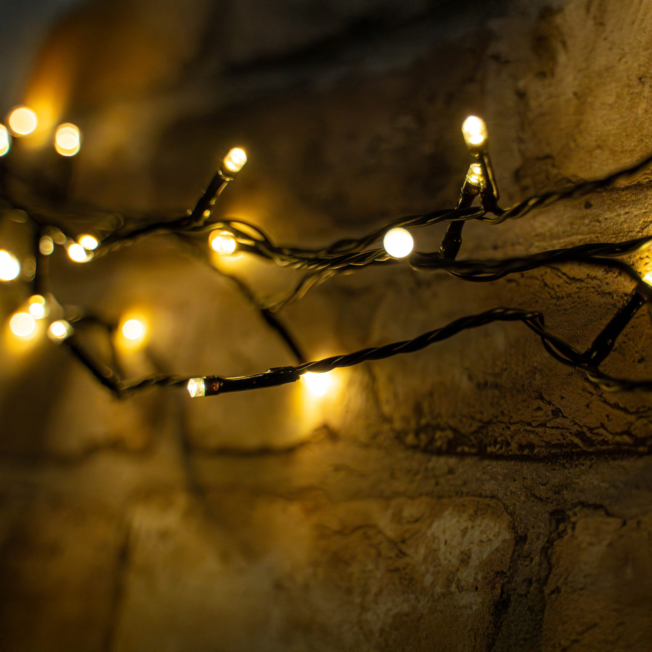 120 LED 9.5m Warm White Outdoor LED battery operated String Lights with Timer - Image 6